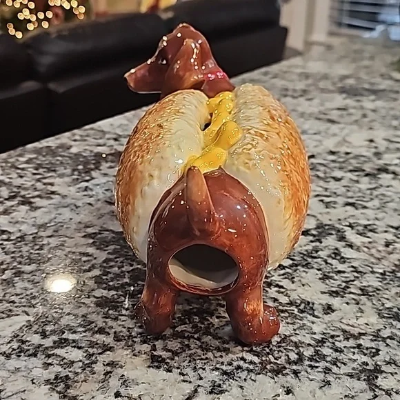 Cute Hot Doggie Dachshund Ceramic Bank - Picture 4 of 7